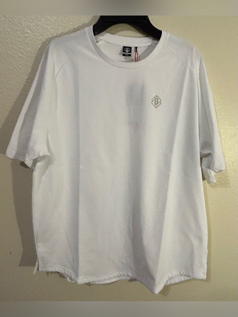Baseball Lifestyle 101 - Diamond Tech- Youth Size XL- NEW WITH TAGS